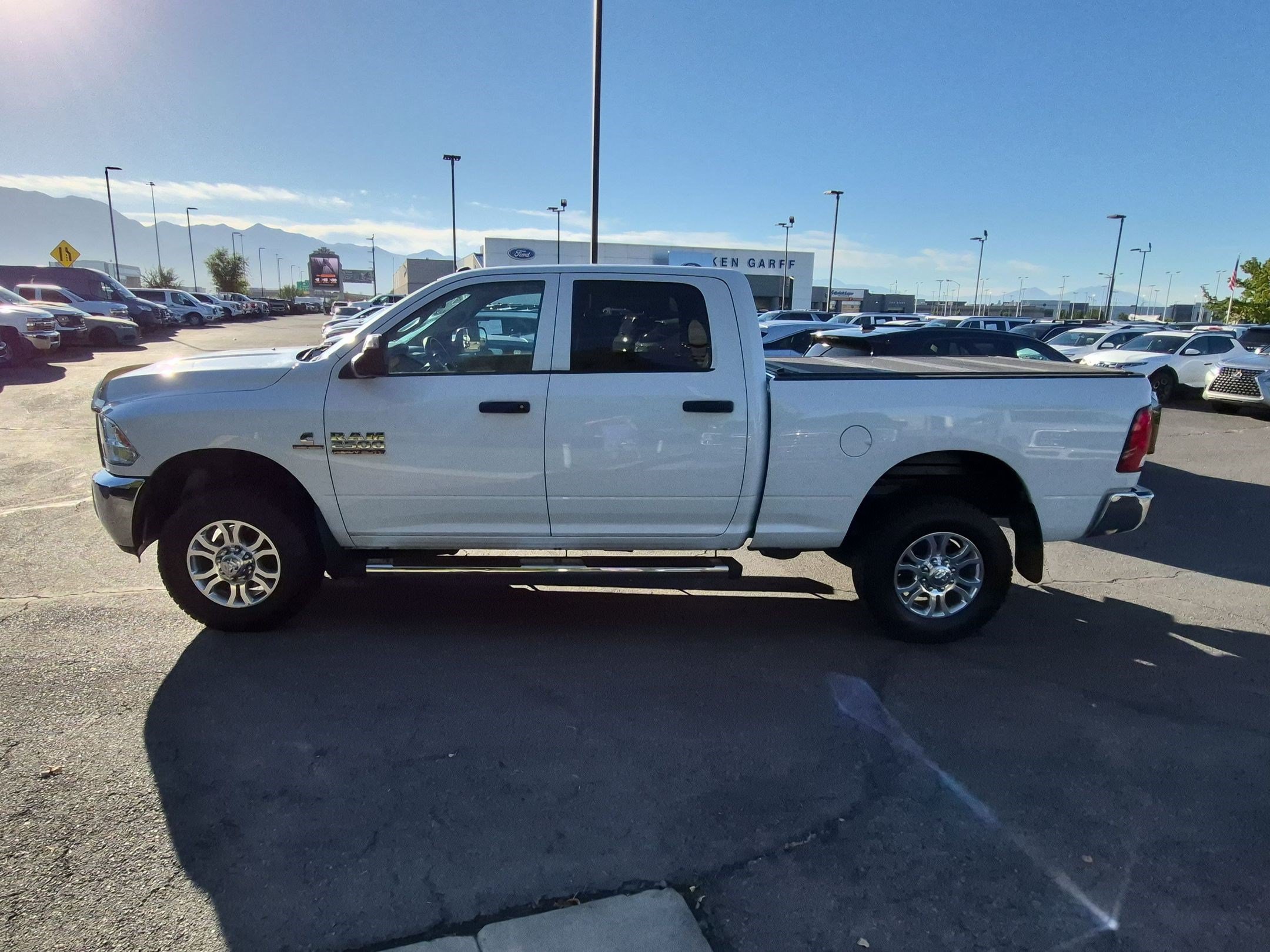 Used 2018 RAM 2500 Tradesman w/ Chrome Appearance Group AWD/4WD image 10