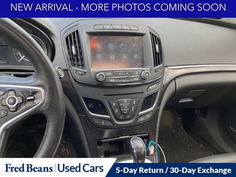 Used 2017 Buick Regal Premium image 13