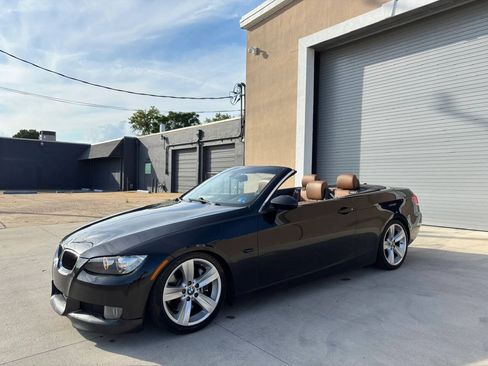 Used 2007 BMW 335i Convertible RWD image 3