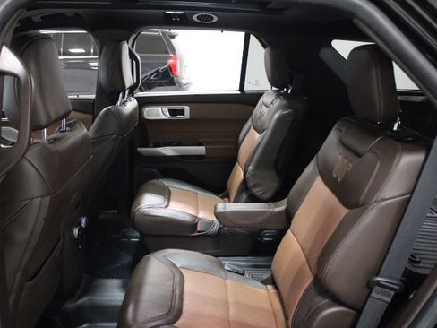 Used 2022 Ford Explorer King Ranch w/ Technology Package image 22