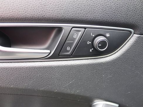 Used 2016 Volkswagen Passat 1.8T SE image 19