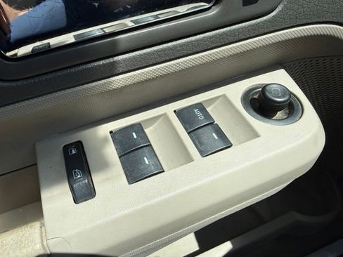 Used 2008 Ford Edge SE FWD image 24