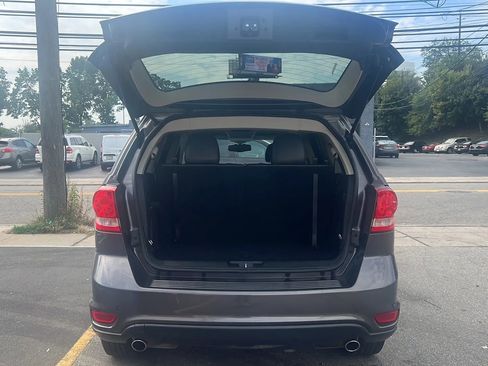 Used 2015 Dodge Journey R/T w/ Flexible Seating Group image 9