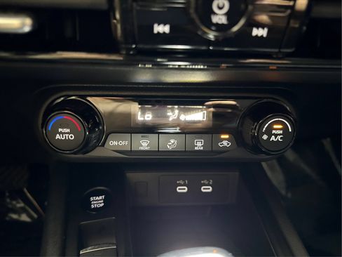 Used 2026 Nissan Kicks SV FWD image 33