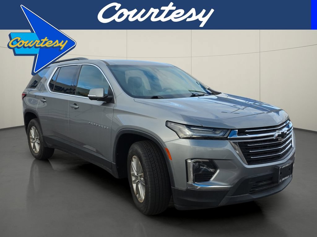 Used 2023 Chevrolet Traverse LT FWD image 1