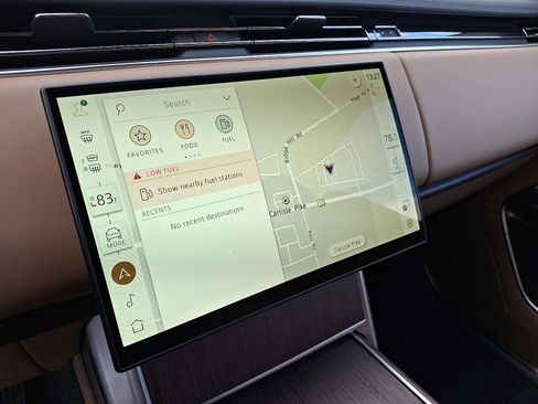 New 2026 Land Rover Range Rover SE image 14