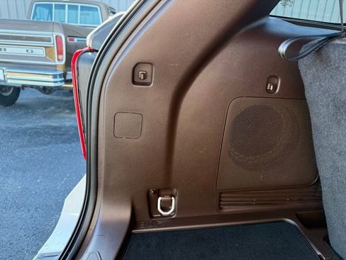 Used 2024 Ford Explorer King Ranch w/ Technology Package image 11