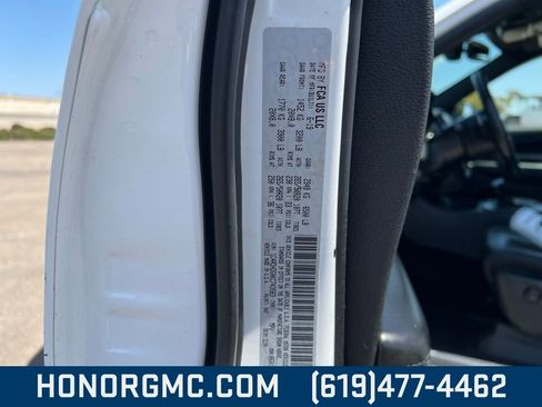 Used 2019 Dodge Durango GT image 40