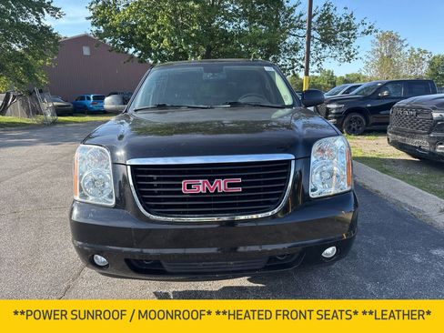 Used 2013 GMC Yukon XL SLT w/ SLT-2 Equipment Package AWD/4WD image 2