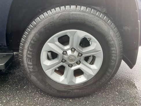 Used 2019 Toyota 4Runner SR5 Premium AWD/4WD image 9