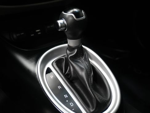 Used 2017 Kia Soul Base image 16