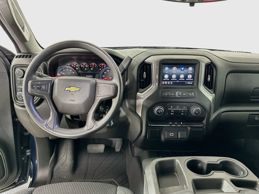 Used 2020 Chevrolet Silverado 1500 Custom w/ Custom Value Package AWD/4WD image 18