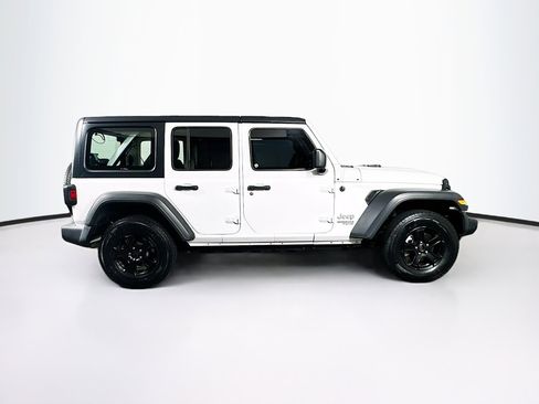 Used 2018 Jeep Wrangler Unlimited Sport AWD/4WD image 10