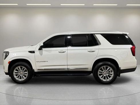 Used 2022 GMC Yukon SLT w/ SLT Luxury Package AWD/4WD image 18