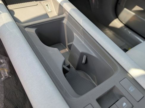 New 2025 Hyundai Ioniq 6 Limited image 27