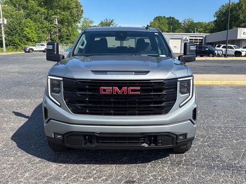 Used 2025 GMC Sierra 1500 Elevation w/ X31 Off-Road Package AWD/4WD image 2