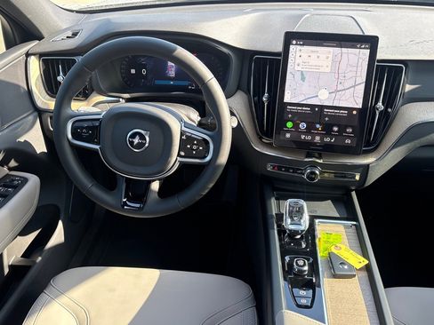 New 2026 Volvo XC60 B5 Plus w/ Protection Package Premier image 10