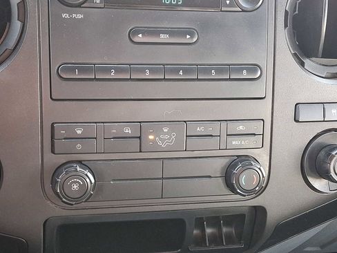 Used 2016 Ford F250 XL w/ Power Equipment Group image 15