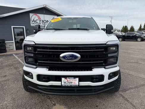 Used 2025 Ford F350 Platinum w/ FX4 Off-Road Package AWD/4WD image 8