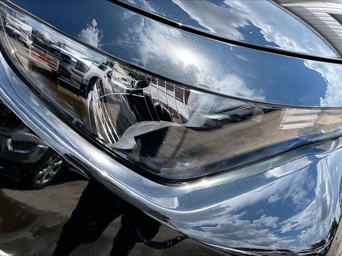 Used 2025 Kia Soul LX FWD image 27