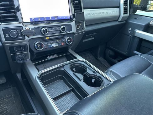 Used 2022 Ford F250 Lariat w/ Tremor Off-Road Package AWD/4WD image 37