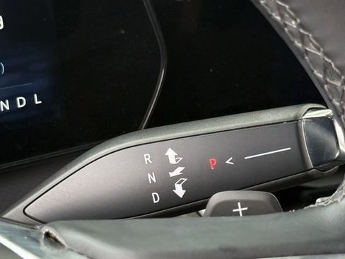 Used 2025 Chevrolet Equinox LT FWD image 20
