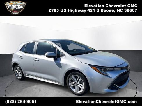 Used 2019 Toyota Corolla SE FWD image 1