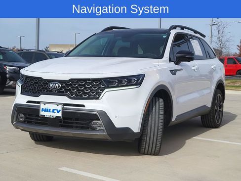 Used 2021 Kia Sorento SX Prestige image 2