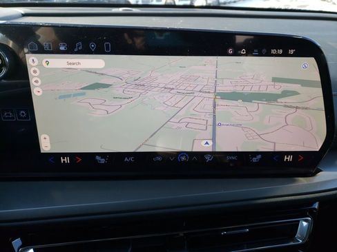 New 2026 Chevrolet Traverse LT w/ LPO, Floor Liner Package image 18