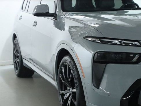 Certified 2024 BMW X7 xDrive40i w/ M Sport Package image 12