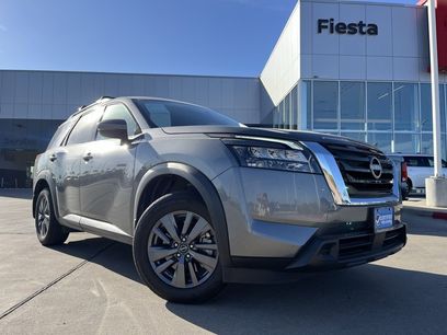 Certified 2024 Nissan Pathfinder SV