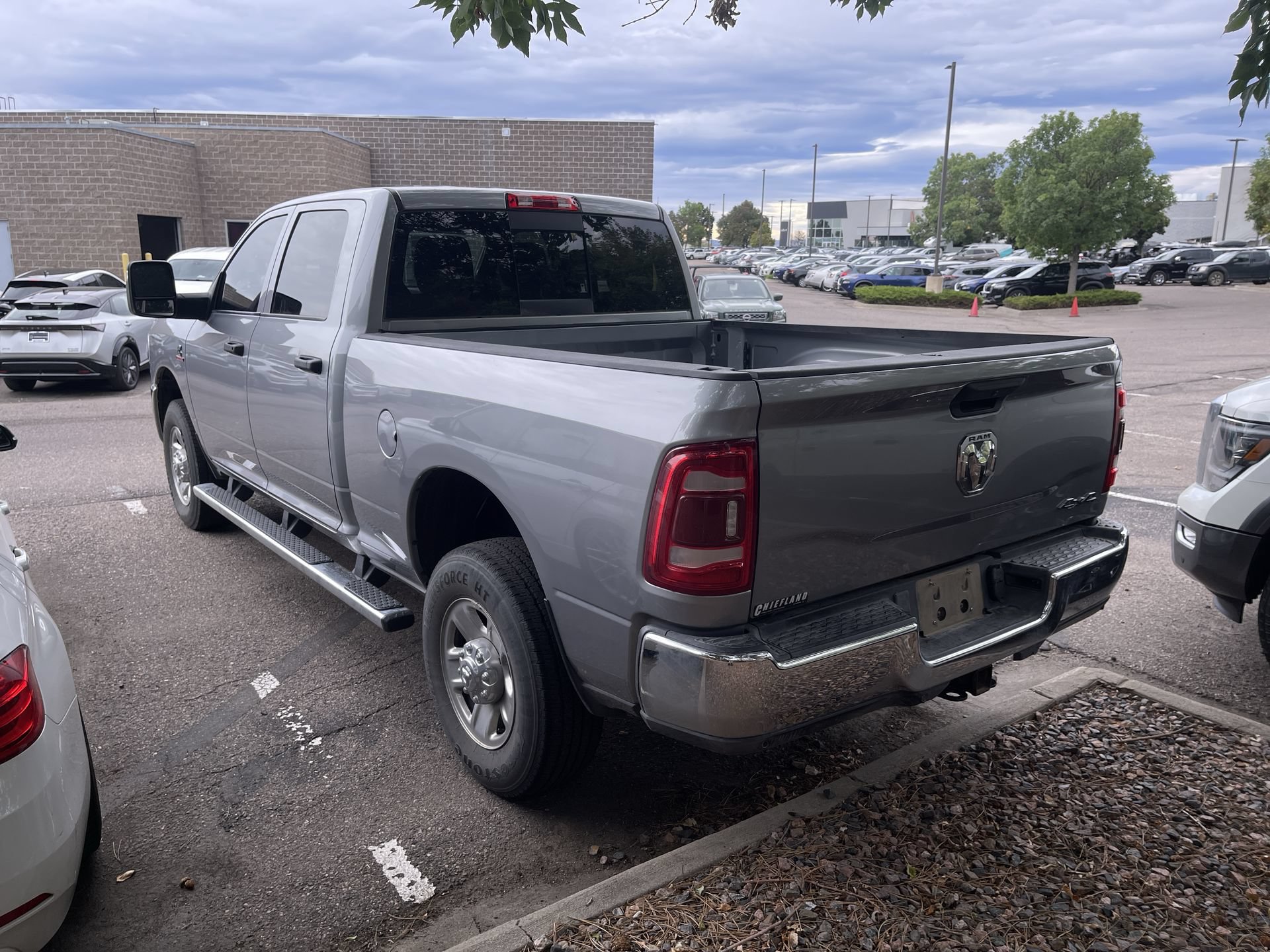 Used 2024 RAM 3500 Tradesman w/ Chrome Appearance Group AWD/4WD image 3