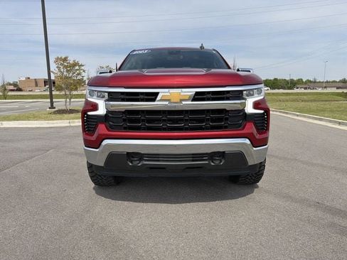 Used 2023 Chevrolet Silverado 1500 LT w/ Convenience Package II image 8