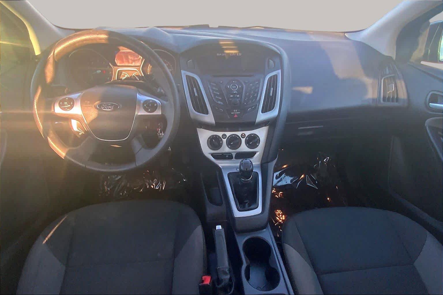 Used 2014 Ford Focus SE FWD image 15