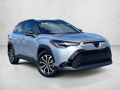Used 2025 Toyota Corolla Cross AWD Hybrid image 12