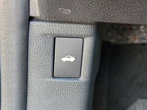 Certified 2023 Honda Accord LX image 22