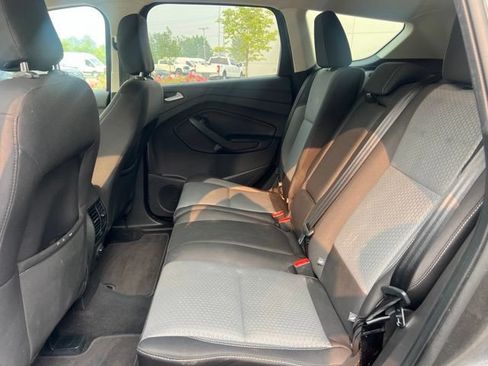 Used 2019 Ford Escape SE AWD/4WD image 16