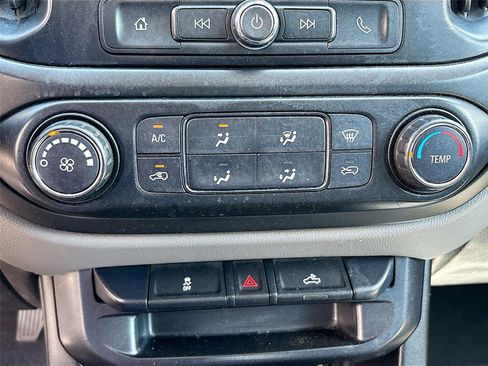 Used 2019 Chevrolet Colorado W/T RWD image 15