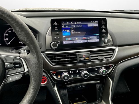 Used 2021 Honda Accord EX image 6