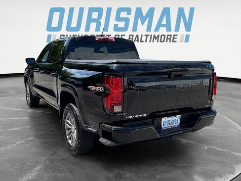 Used 2023 Chevrolet Colorado LT AWD/4WD image 4