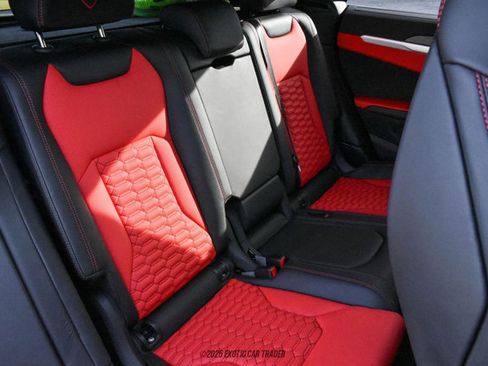 Used 2020 Lamborghini Urus image 42