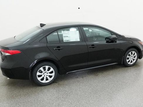 New 2026 Toyota Corolla LE FWD image 10