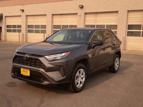 Used 2024 Toyota RAV4 LE AWD/4WD image 5