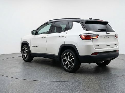 Used 2025 Jeep Compass Limited AWD/4WD image 6