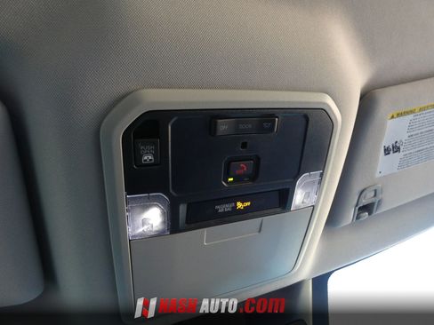 Used 2024 Toyota Tundra Limited AWD/4WD image 63