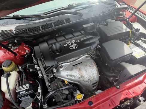 Used 2010 Toyota Camry LE FWD image 23