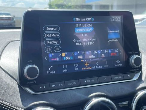Used 2024 Nissan Sentra SV FWD image 15