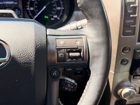 Used 2019 Lexus GX 460 Luxury AWD/4WD image 29
