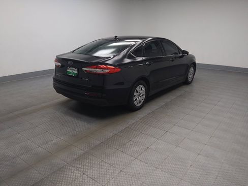 Used 2020 Ford Fusion S FWD image 10