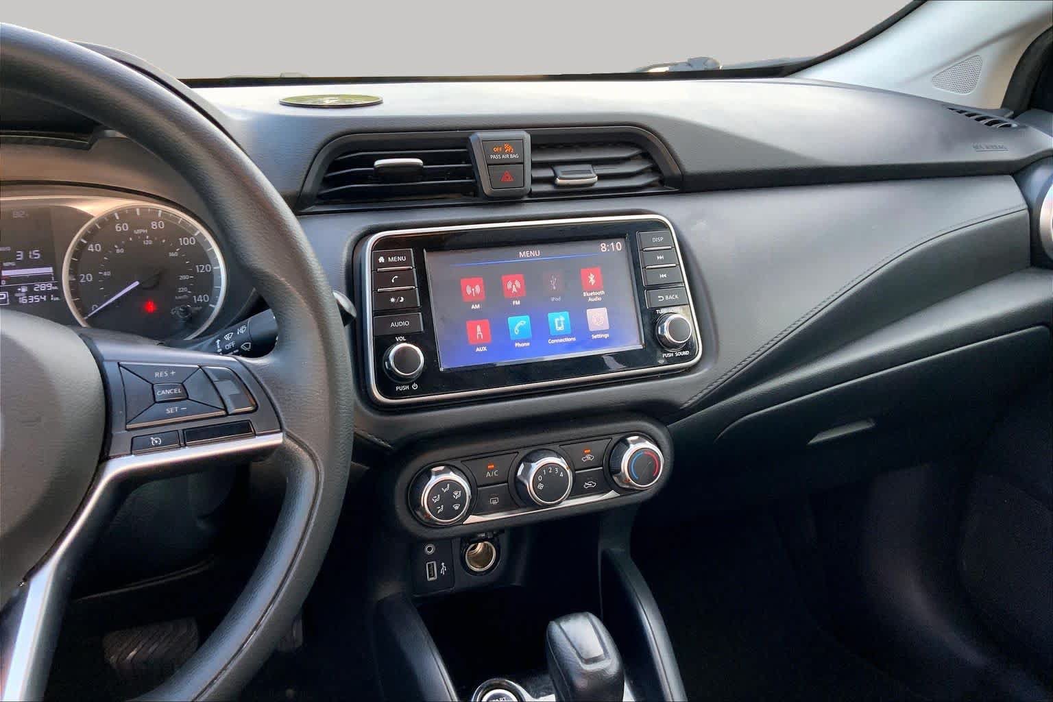 Used 2020 Nissan Versa S FWD image 7